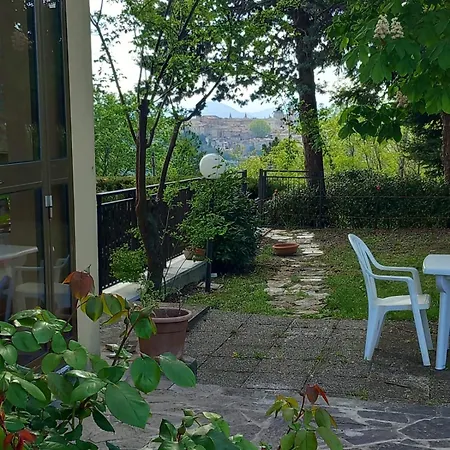 Апартаменты La Casa Di Enzo E Lucia Урбино