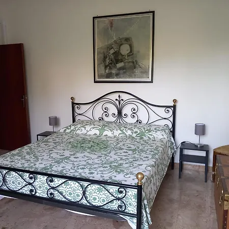 La Casa Di Enzo E Lucia Urbino