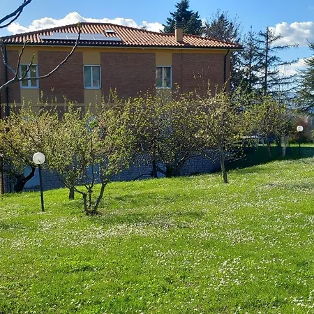 La Casa Di Enzo E Lucia Apartment